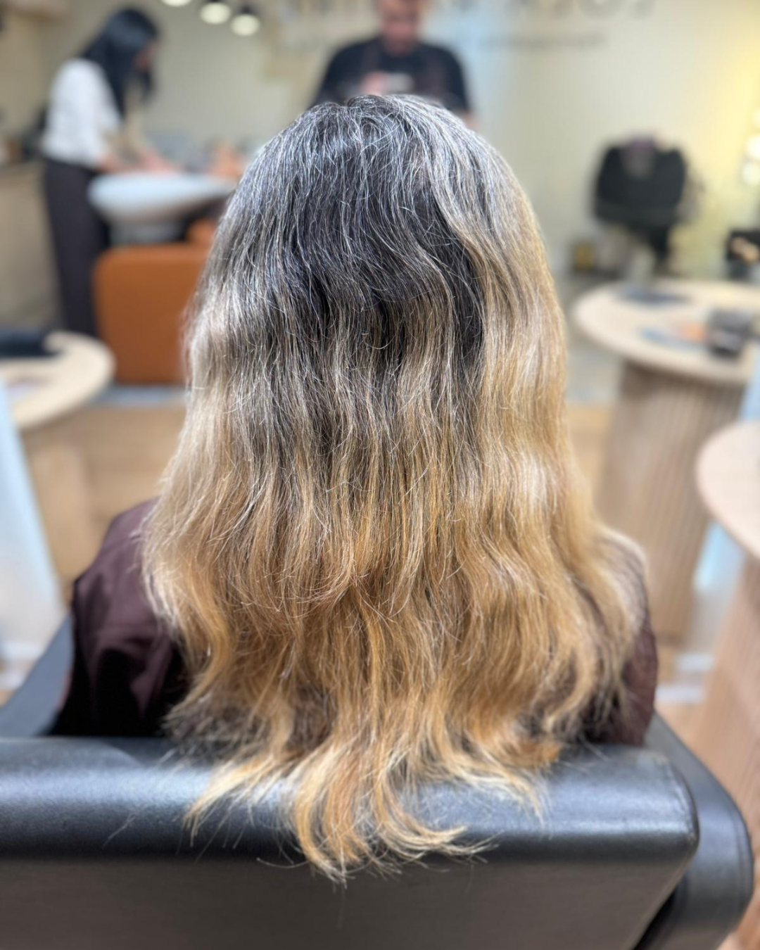 LOLA RAMIREZ PELUQUERIA